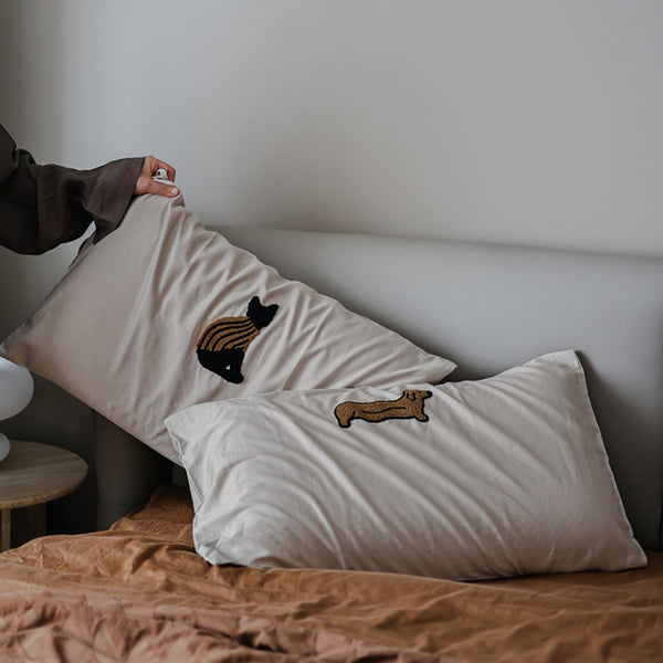 Funda de Almohada de Algodón Puro con Bordado 3D Color Café con Leche