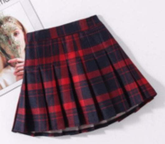 Falda Escocesa Roja Multiuso Estilo Colegiala - Image 8