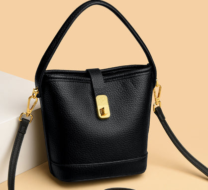 Bolso de Cuero Minimalista Bandolera Multicapa - Diseño Versátil y Elegante - Image 15