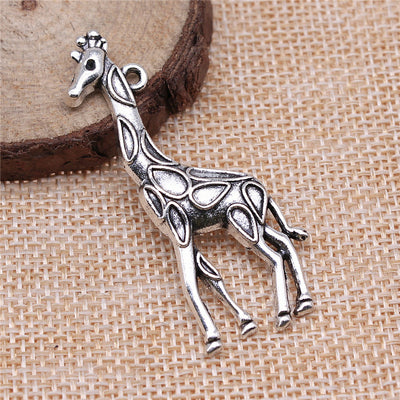 Colgante Jirafa de Aleación de Zinc Antiguo – Accesorio Animal Adorable - Image 2