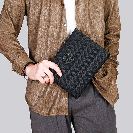 Clutch Personalizado de Textura Tejida con Diseño Minimalista y Gran Capacidad - Image 3