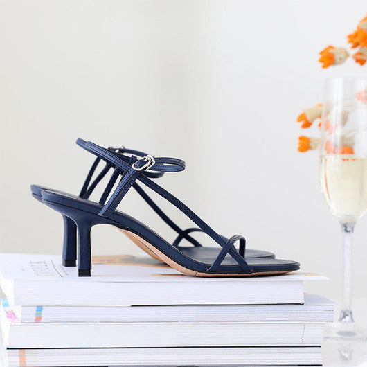 Sandalias Stiletto con Detalles Metálicos Calados para Mujer - Image 4