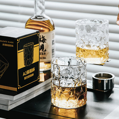 Vaso de Whiskey Europeo con Borde Dorado y Cristal Grueso Grabado - Image 31