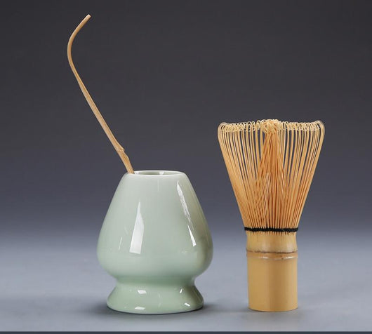 Juego de Té Matcha Japonés Tradicional de Tres Piezas con Batidor de Bambú