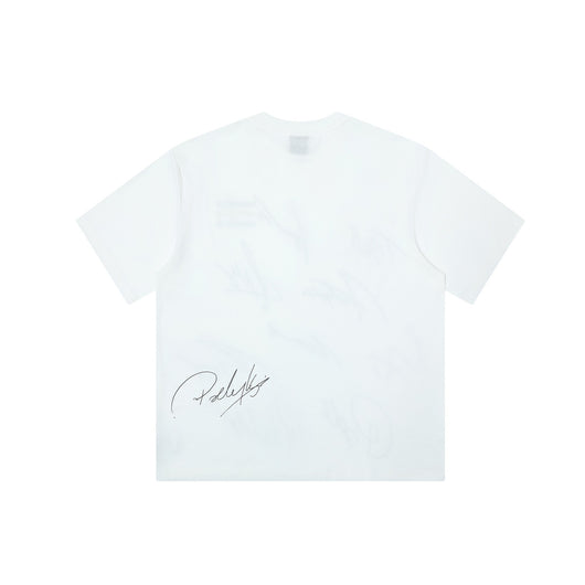 Camiseta Casual Personalizada con Firma y Letras Estampadas - Image 4