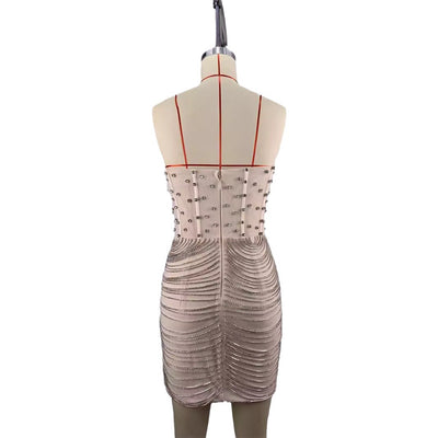 Vestido Mini Ajustado con Hombros Descubiertos y Detalles de Diamantes - Image 5