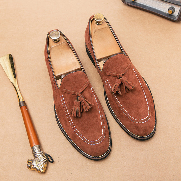 Mocassim Masculino de Camurça Tamanho Grande com Franjas - Confortável e Elegante