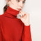 Suéter Cuello Alto Ajustado Textura Satinada Premium