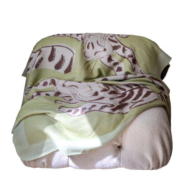 Manta de Cashmere Grueso Little Tiger Mianmian Verde Leche - Image 6