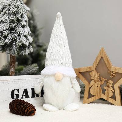 Adorno Navideño Muñeca Anciano Bosque con Gorro Tejido de Copo de Nieve - Image 44