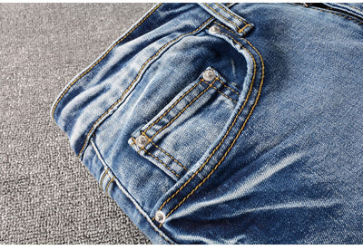 Jeans Slim Rotos a la Rodilla con Detalles en Cuero - Tendencia Urbana - Image 7