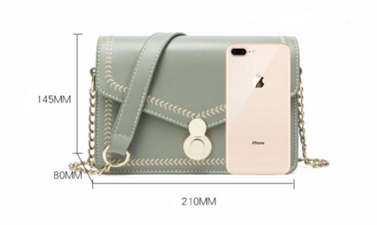 Bolso Mensajero de Cadena Dorada para Mujer - Versátil y Moderno - Image 7
