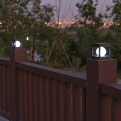 Lámpara Solar Esférica para Jardín con Enchufe