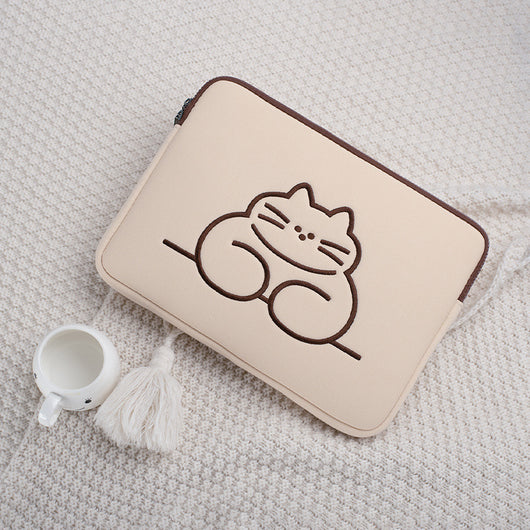 Funda para Laptop con Bordado Delicado - Protección Elegante - Image 7