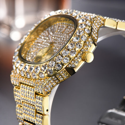 Reloj de Negocios Dorado para Hombre con Diamantes, Esfera Luminosa y Resistencia al Agua - Image 5