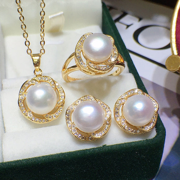 Collar de Perlas de Agua Dulce para Mujer - Versátil y Elegante