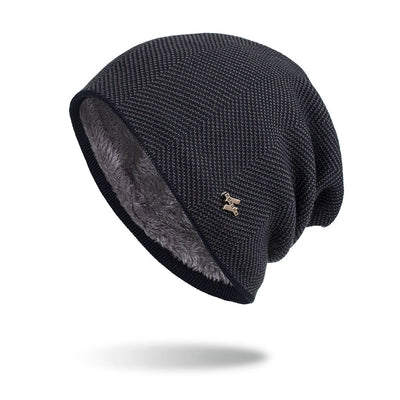 Gorro de Lana Tejido con Etiqueta Iron Label - Calidez y Estilo - Image 10