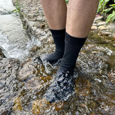 Calcetines Impermeables Largos para Senderismo, Vadeo y Actividades Outdoor - Image 3