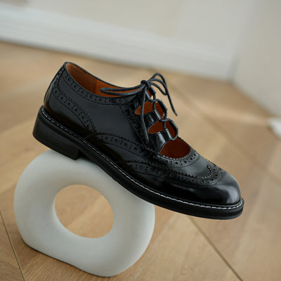 Mocasines Retro Franceses para Mujer con Cordones y Cuero Charolado Tallado - Image 11