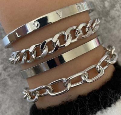 Juego de Pulseras de Cadena Hueca en C - Diseño Minimalista y Elegante - Image 6