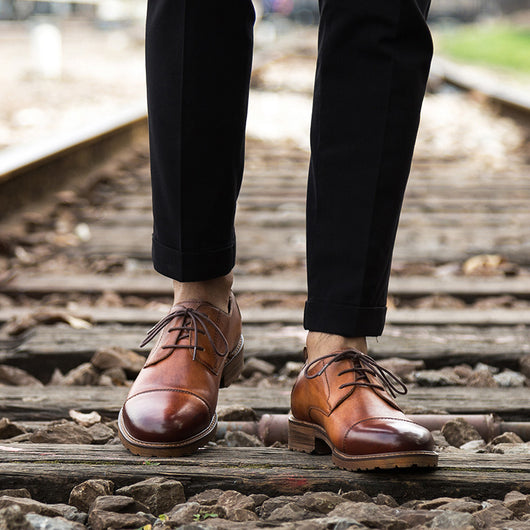 Zapatos de Cuero Retro Británico Hechos a Mano para Hombre - Image 5