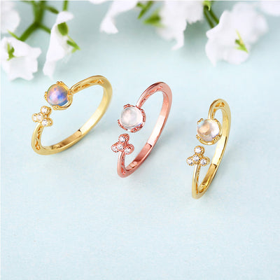 Anillo de Plata Esterlina con Piedra de Luna Natural y Diamantes Calados - Image 2