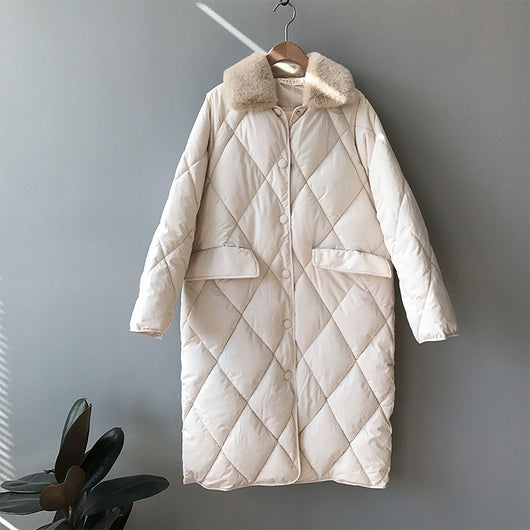 Chaqueta Acolchada para Mujer con Cuello de Piel y Diseño Rombo - Image 18