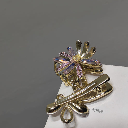 Broche Metálico de Margarita de Cristal Coreano Elegante - Image 6