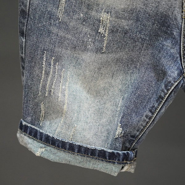 Pantalones Cortos Denim Rotos con Dobladillo Fuzzy - Estilo Retro Trendy para Hombre