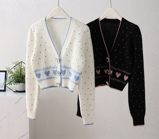 Cardigan Corto de Lana con Botones Diamante y Cuello en V - Image 11