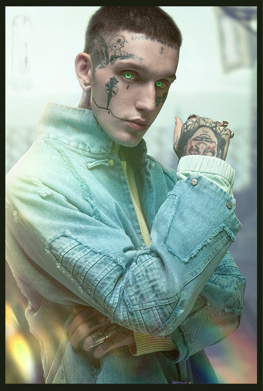 Chaqueta Denim Desgastada Estilo Urbano Asiático - Image 13