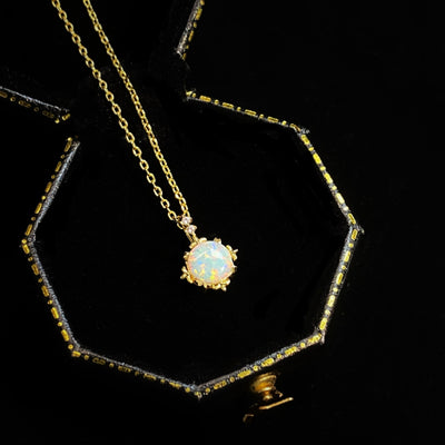 Collar Opal Court Brillo Dorado Chapado en Oro Amarillo 14k - Image 6
