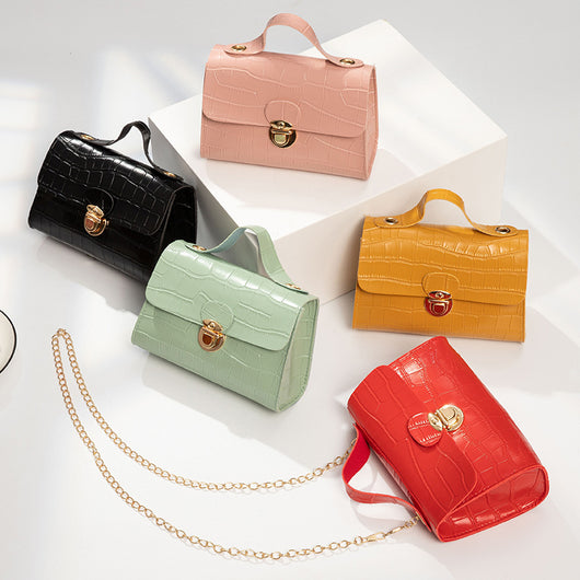 Bolso Bandolera Mujer con Cadena Elegante y Portátil - Image 9