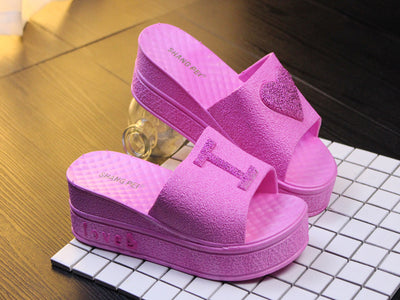 Pantuflas Cómodas para Mujer con Diseño de Corazón Durazno y Suela Gruesa Acolchada - Image 9
