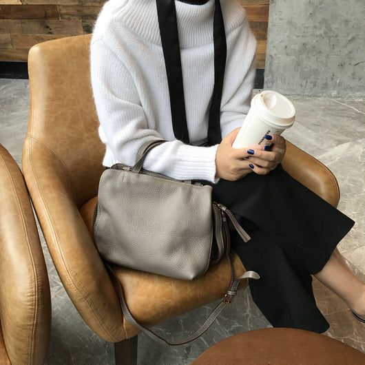 Bolso Mensajero Retro de Cuero Genuino para Mujer - Image 3