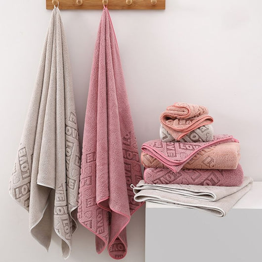 Juego de Toallas de Baño Jacquard Coral Fleece - Súper Absorbentes y Ultra Suaves