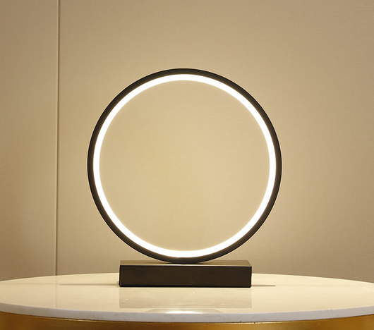Lámpara de Mesa Nórdica para Dormitorio - Diseño Moderno Luxury - Image 4