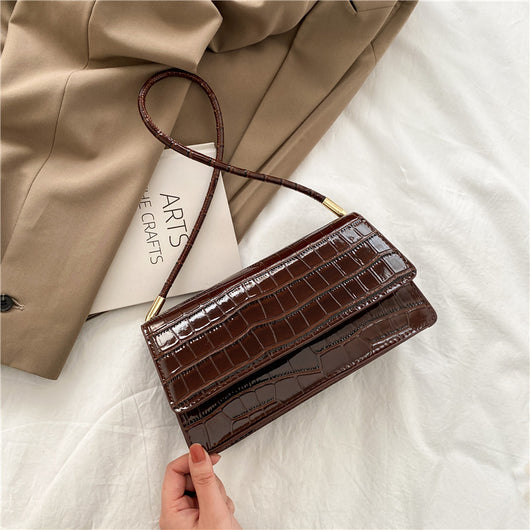 Bolso Axilar de Lujo para Mujer - Diseño Trendy de Alto Nivel - Image 7