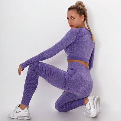 Conjunto Deportivo Ajustado con Estampado Jacquard de Puntos - Image 6