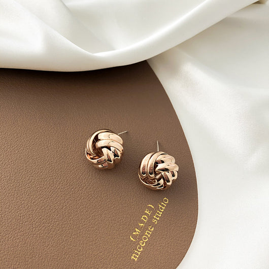Aretes Clip Sin Perforación Diseño Trendy Influencer - Image 9