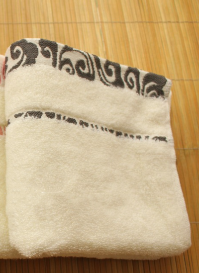Toalla Facial Jacquard Xiangyun de Algodón Puro Premium - Gruesa y Sin Arrugas - Image 6