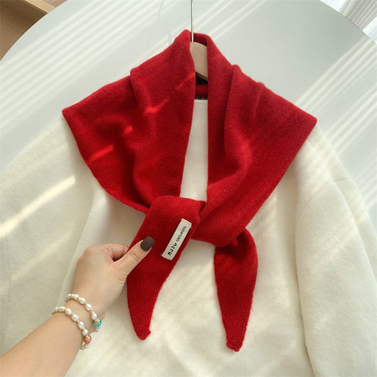 Poncho Triangular de Lana Pura para Otoño e Invierno - Image 7