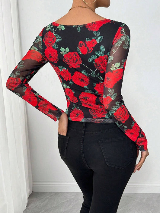 Blusa Estampada Romántica con Rosas y Escote en U - Image 13