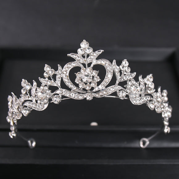 Corona de Novia Estilo Barroco con Perlas y Pedrería de Aleación