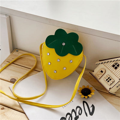 Monedero Infantil Fresa con Correa - Bolsa Decorativa Unisex - Image 7