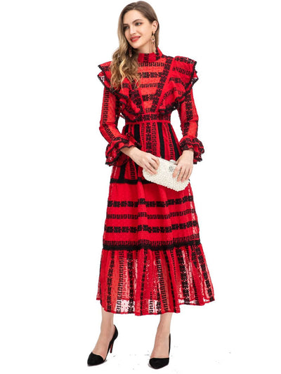 Vestido Retro Cuello Alto con Volantes y Bordado en Rojo y Negro - Image 3