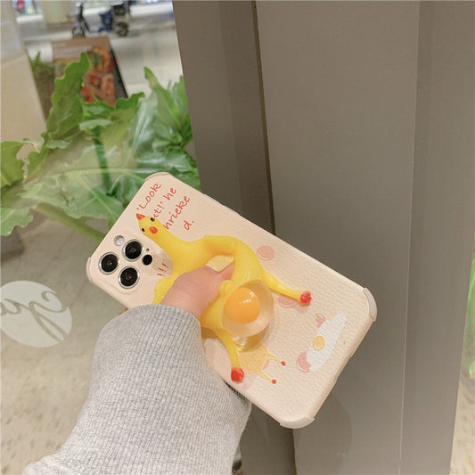 Funda para Celular con Diseño 3D de Pollito Ponedor - Image 2
