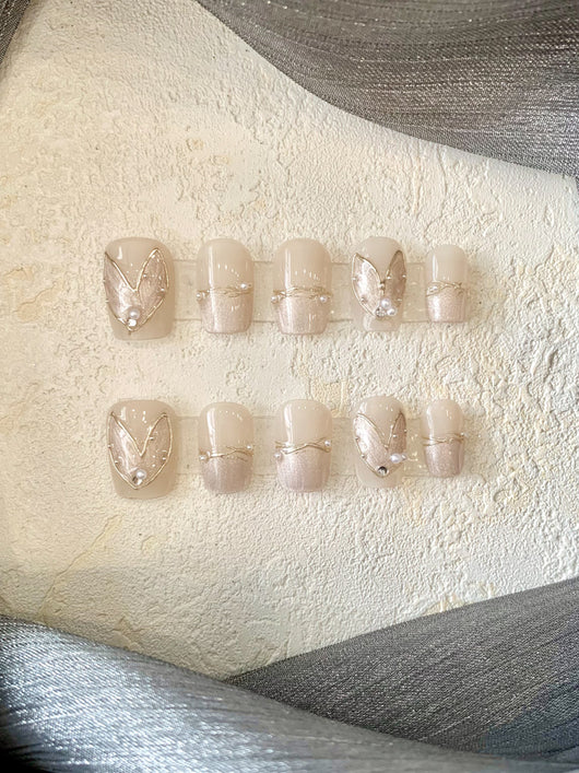Parches de Uñas Perla Nude con Efecto Cola de Pez - Image 3