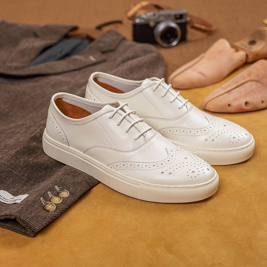 Zapatos de Verano para Hombre en Cuero Bovino con Tallado Broch Transpirable