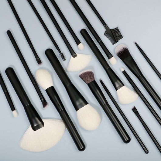 Set de Brochas de Maquillaje con Mango de Madera y Cerdas Suaves - Image 5